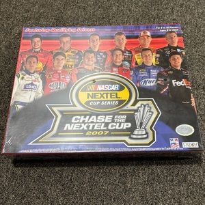 NASCAR Nextel “Chase For The Cup” 2007 Board Game Factory Sealed NWT
